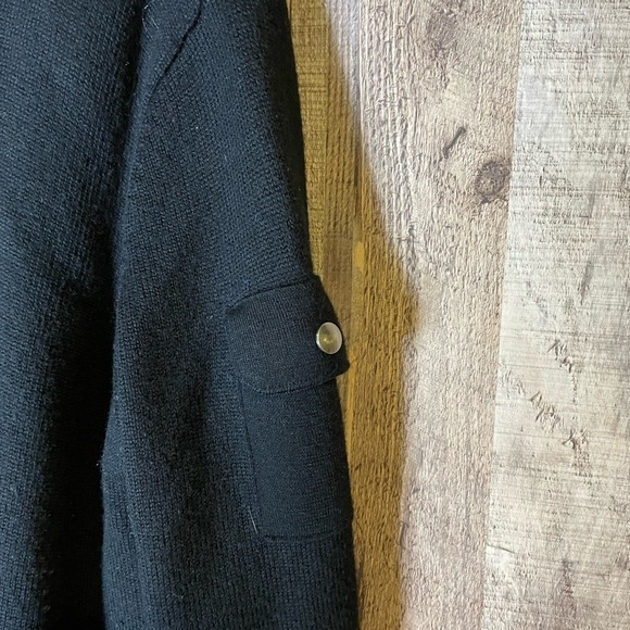 Banana Republic Black Wool Sweater - Picture 4 of 5
